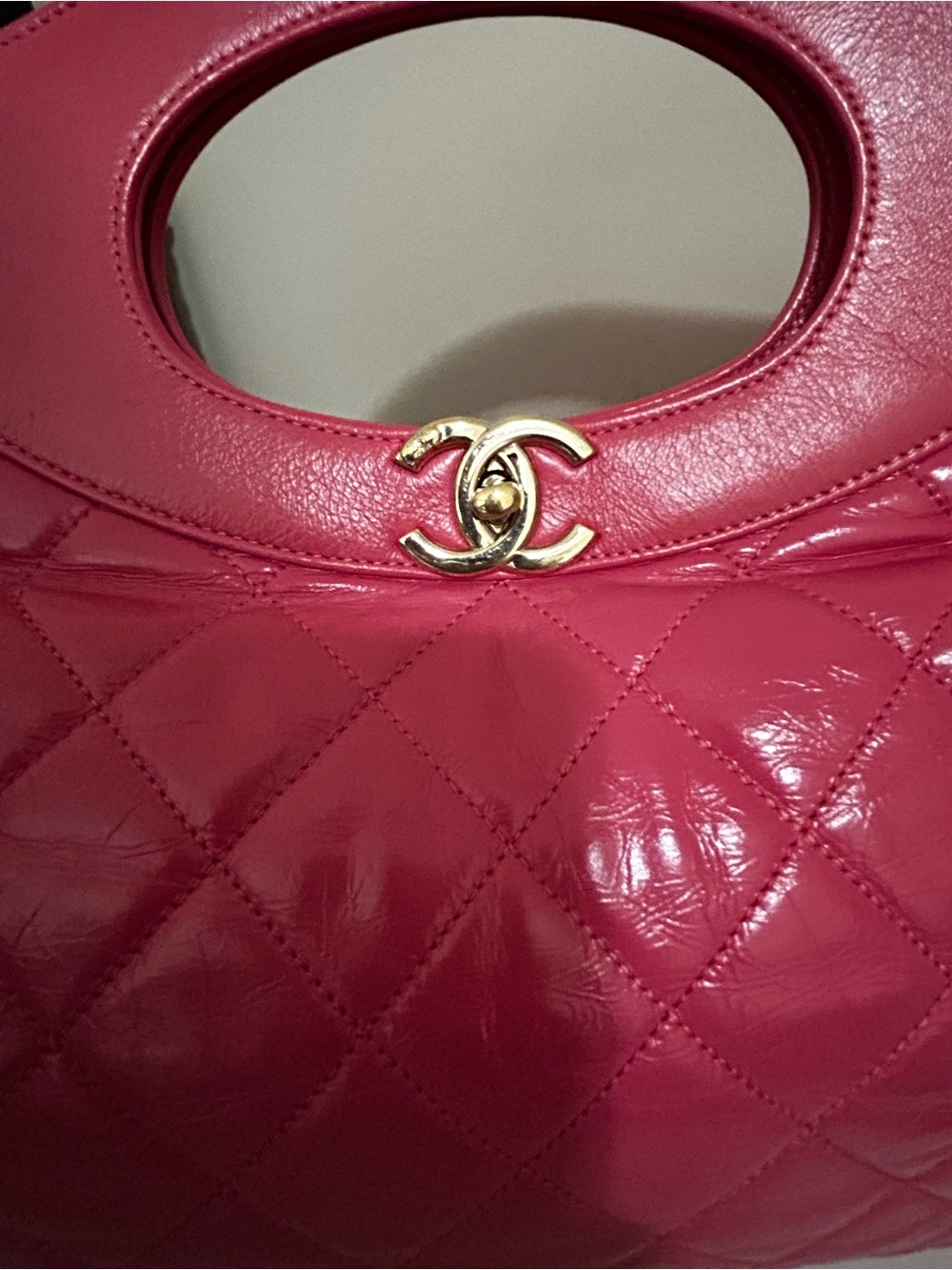 CHANEL Hot Pink Quilted Leather - Picture 2 of 16